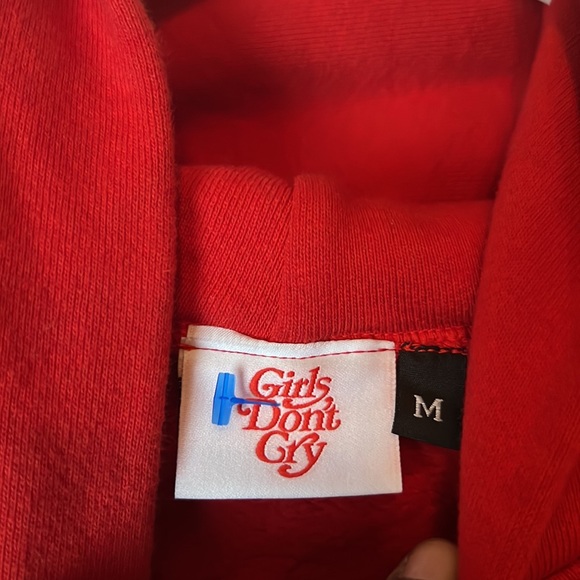 Girls Don't Cry Cafe Hooded Sweatshirt Women’s Medium Red - Picture 7 of 8